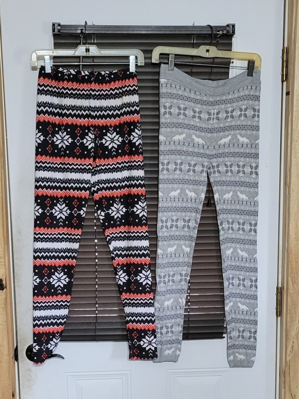 Xhilaration womens leggings/sleepwear  size junior M